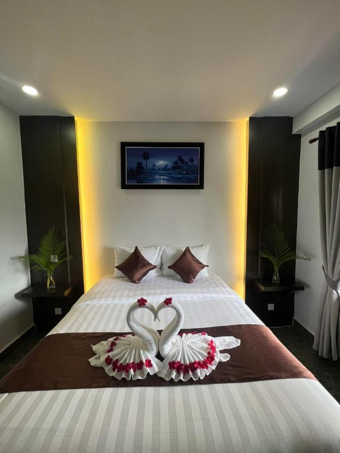 The Moon Kampot Boutique Hotel Ngoại thất bức ảnh