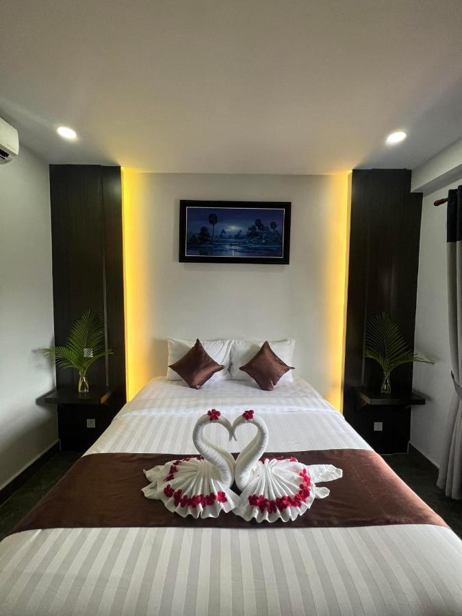 The Moon Kampot Boutique Hotel Ngoại thất bức ảnh