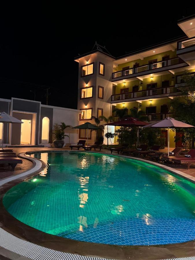 The Moon Kampot Boutique Hotel Ngoại thất bức ảnh