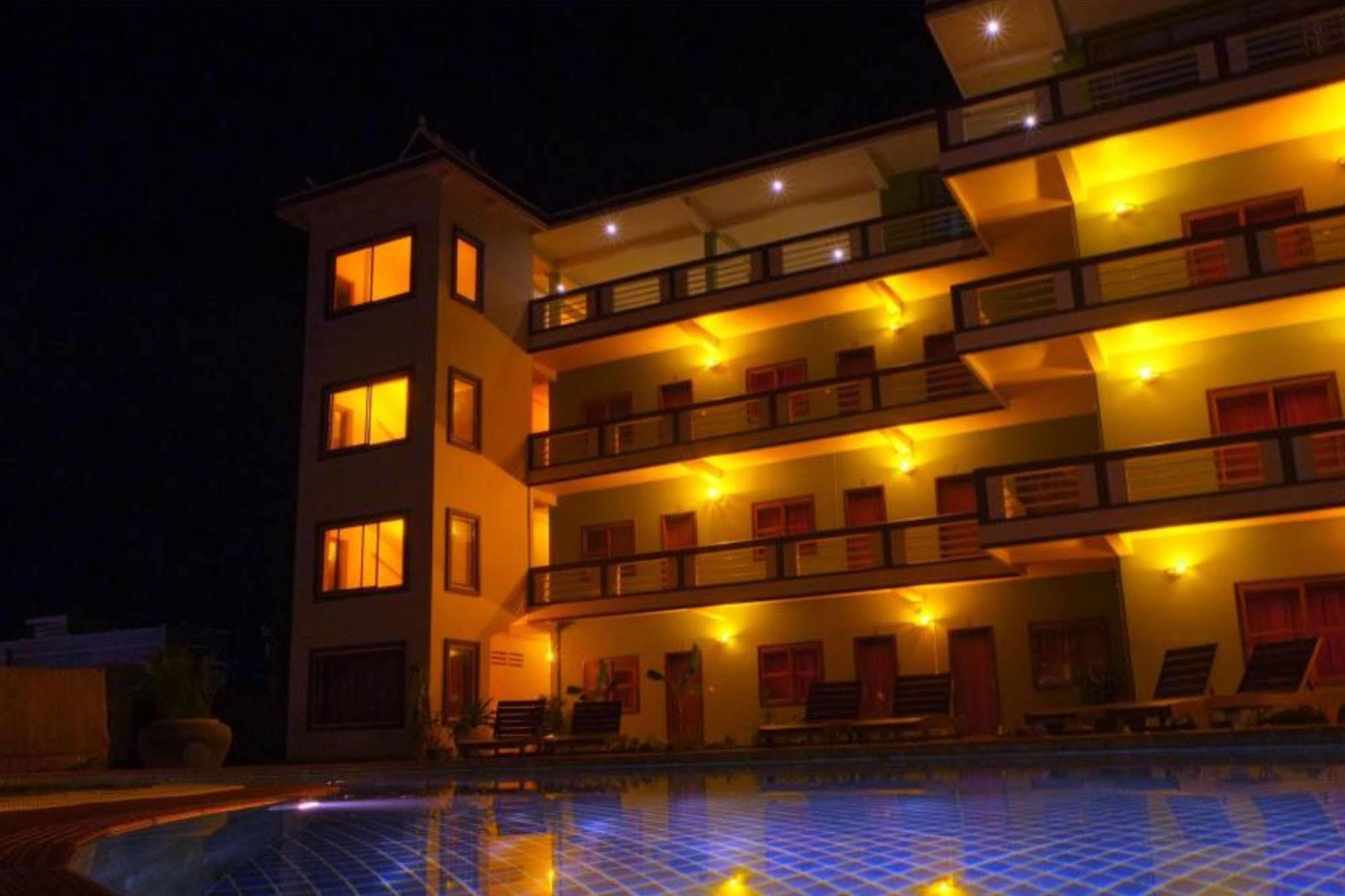 The Moon Kampot Boutique Hotel Ngoại thất bức ảnh