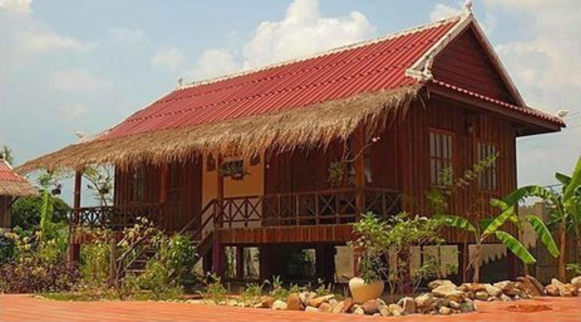 The Moon Kampot Boutique Hotel Ngoại thất bức ảnh