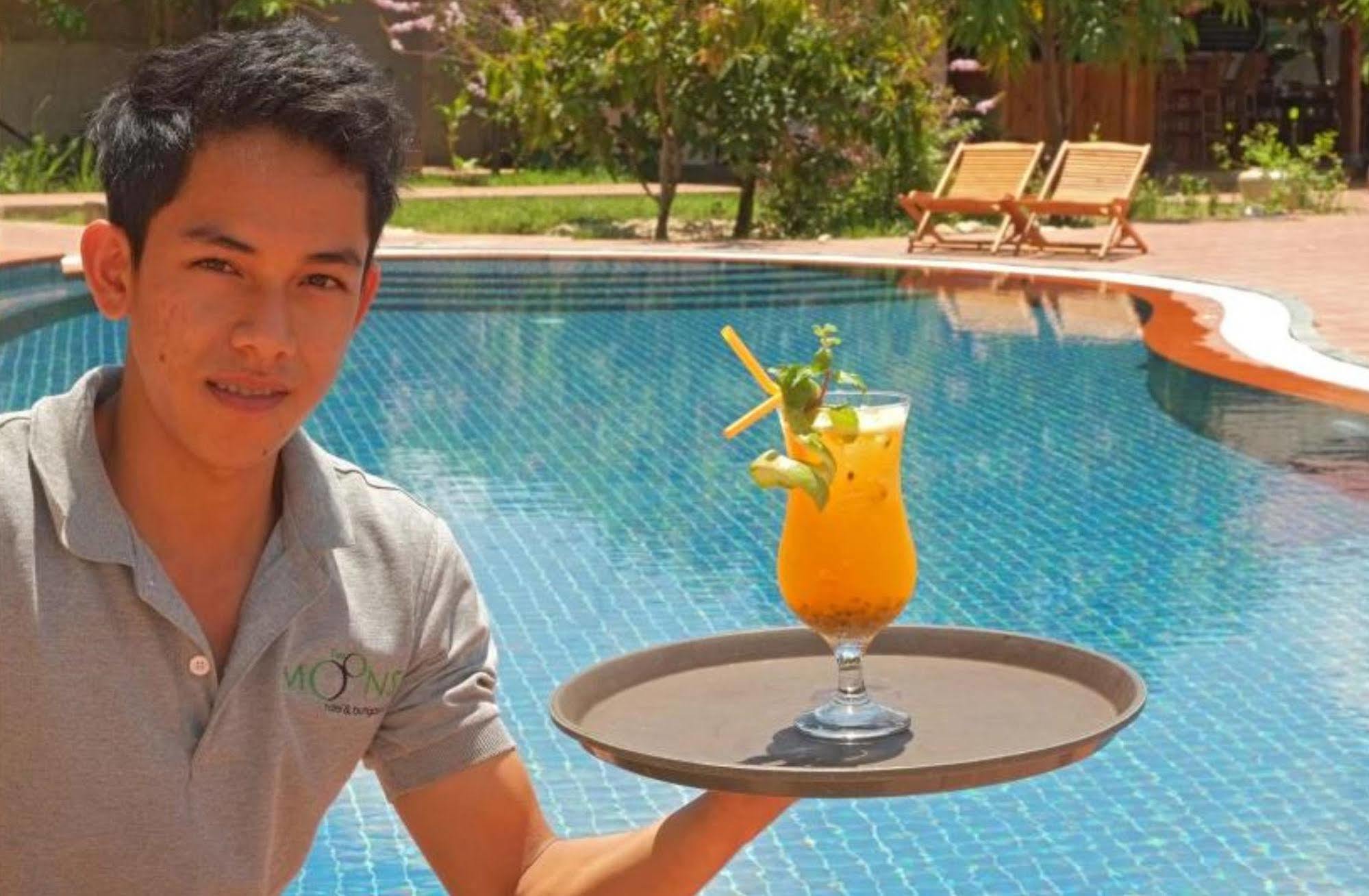 The Moon Kampot Boutique Hotel Ngoại thất bức ảnh
